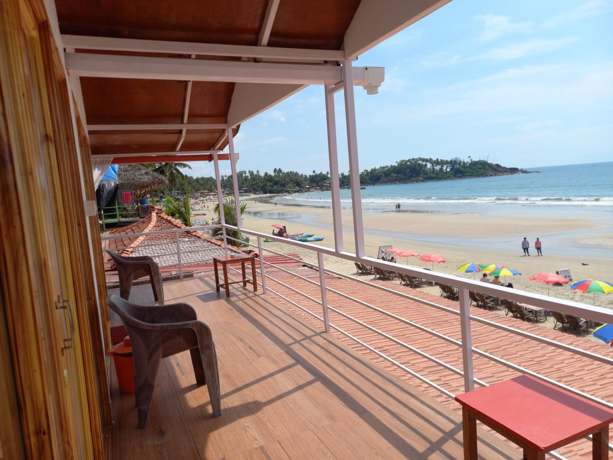 Royal Castle Resort Palolem, Канкон Экстерьер фото